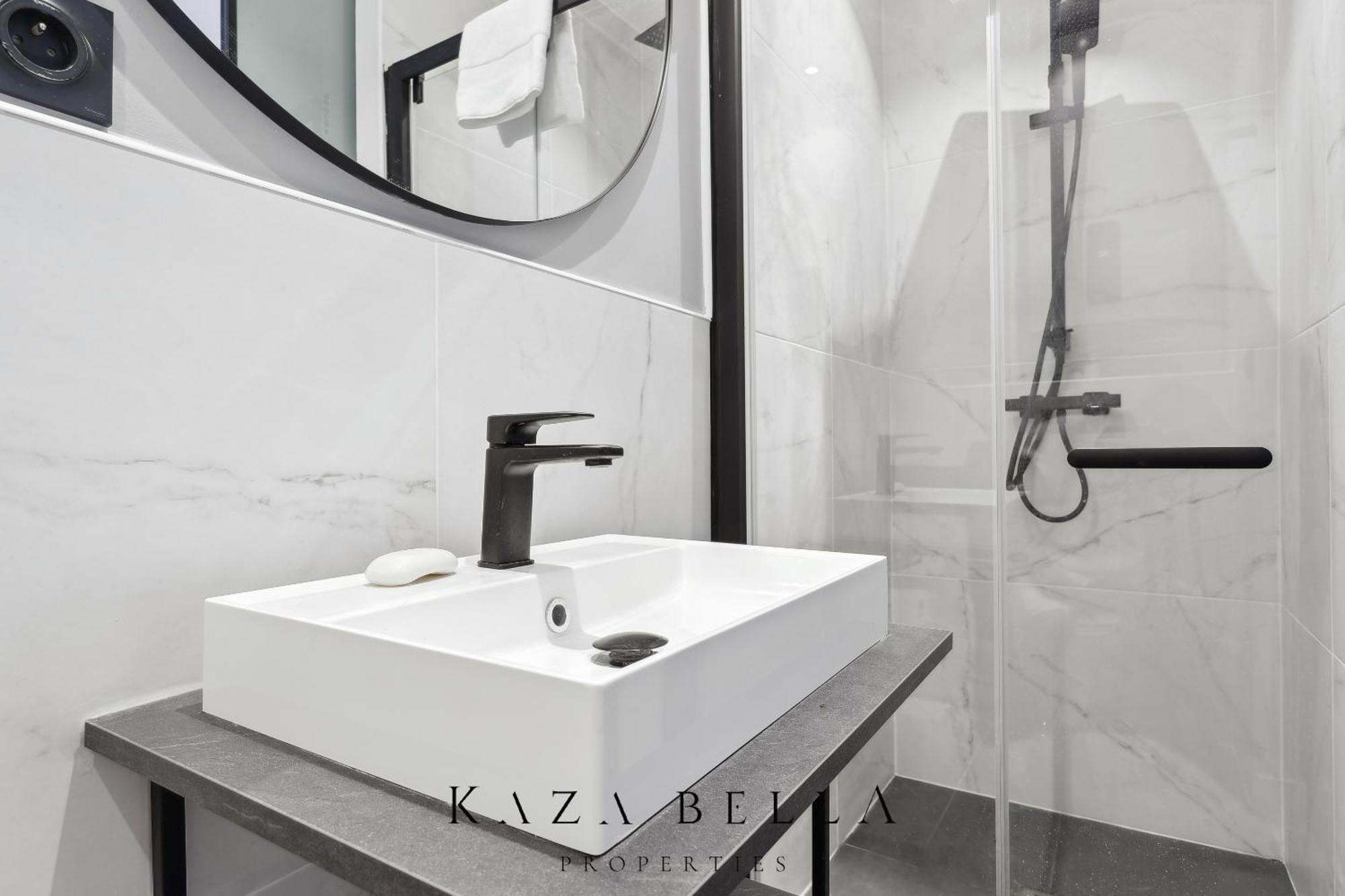 Apartment Kaza Bella - Alfort 1 Modern Flat Maisons-Alfort